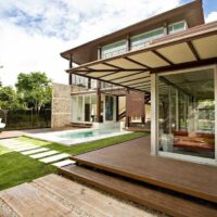 desain rumah silang